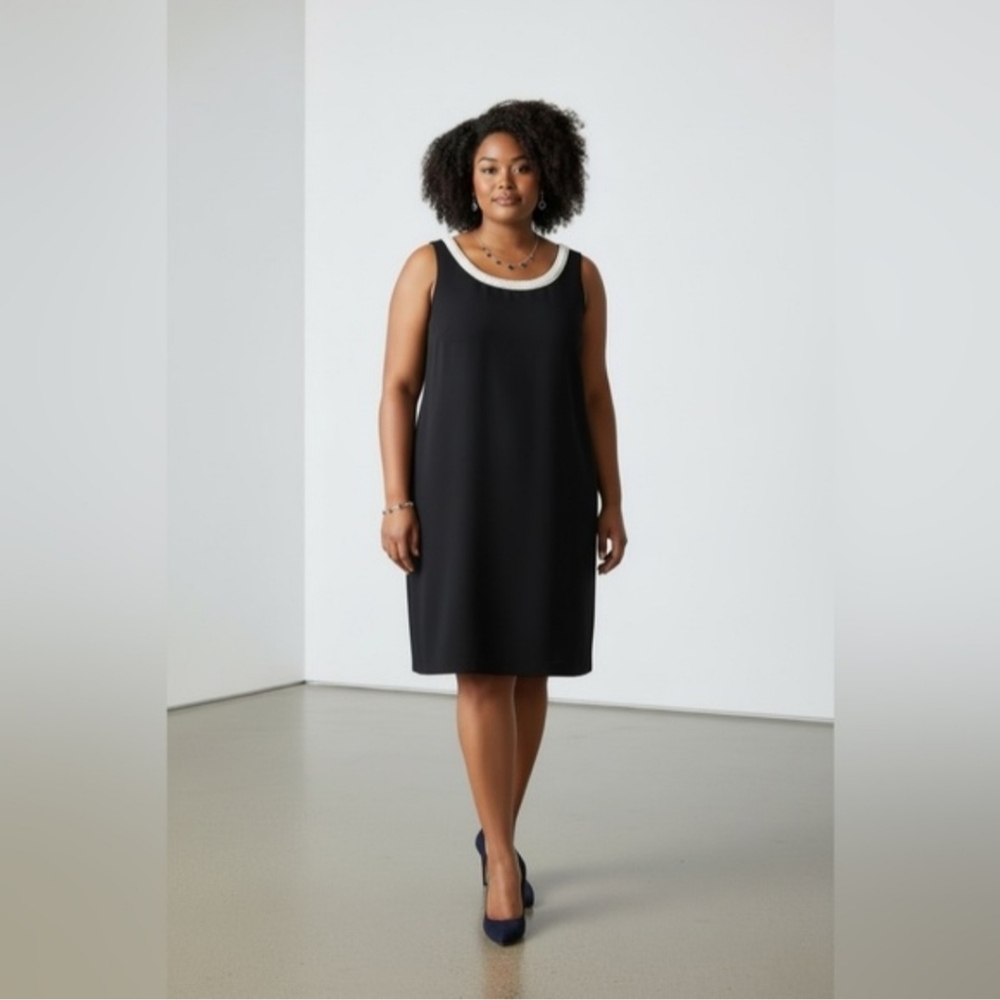 Tahari ASL Navy Dress w/ White Color Accent, Semi Formal Sleeveless Sz 22W